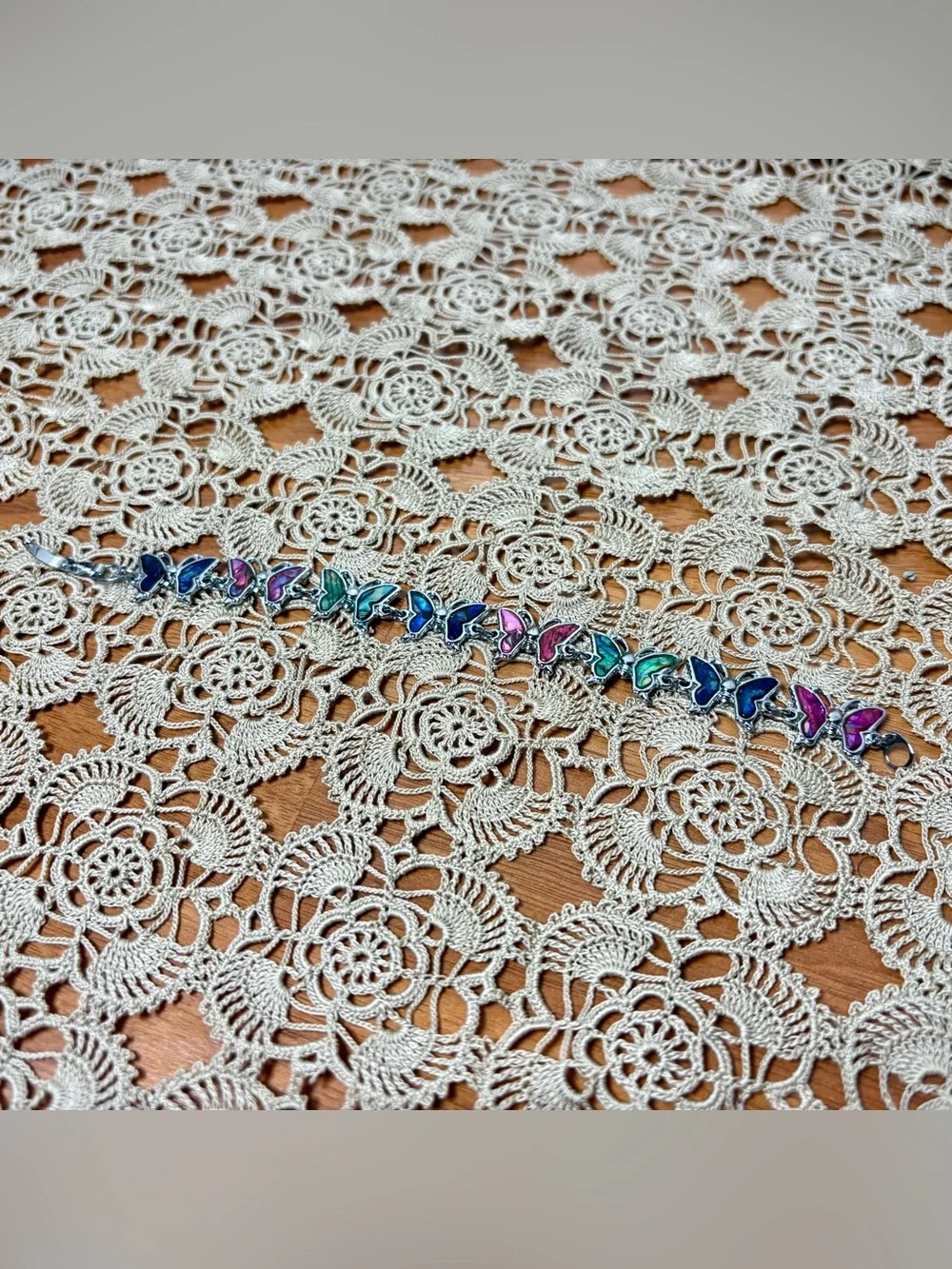 Vintage Y2K Silver Tone Colorful Iridescent Butterfly Chain Link Bracelet